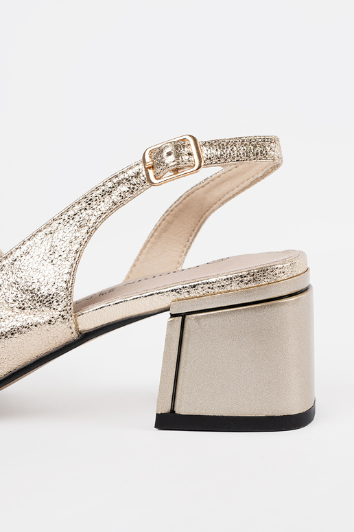 Sandalias de ante doradas para mujer... Sandalias de ante doradas para mujer...