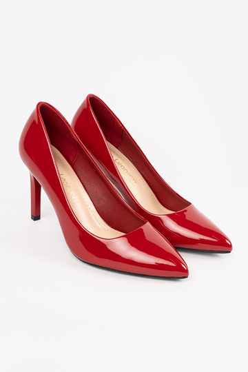 Zapatos de tacón rojos de... 2