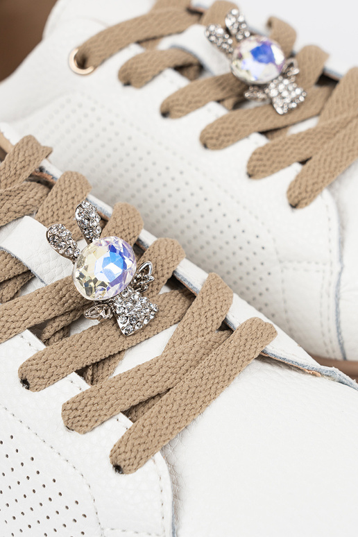 Zapatillas de mujer de cuero blancas... Zapatillas de mujer de cuero blancas...