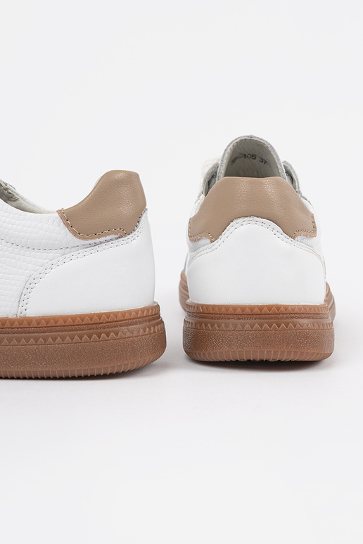 Zapatillas de mujer de cuero blancas...