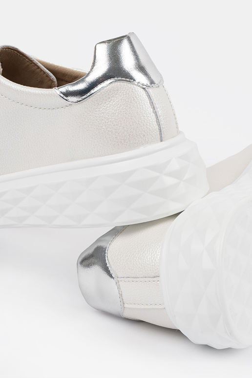 Zapatos deportivos de cuero blanco y...