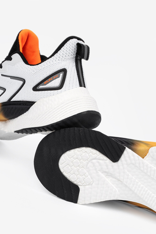 Blanco-de color negro zapatos...