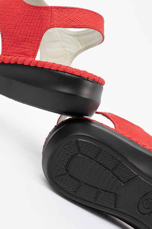 Sandalias con inserciones de cuero rojas