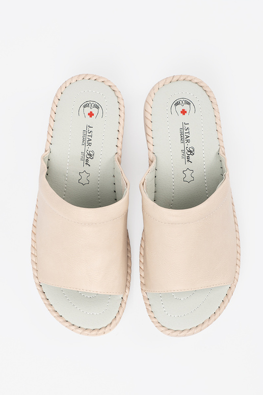 Zapatillas con inserciones de cuero...