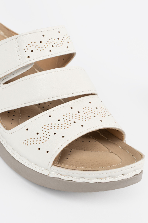 Chanclas de plataforma baja color blanco Chanclas de plataforma baja color blanco