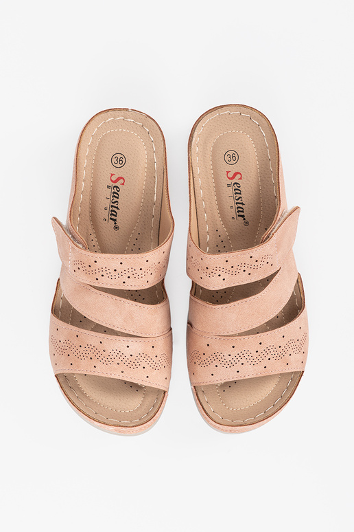 Chanclas de plataforma baja color rosa