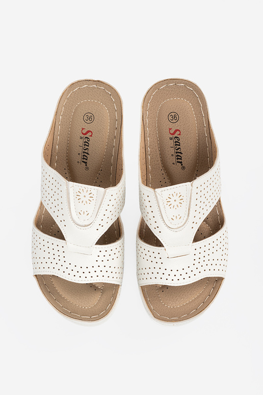 Chanclas cómodas con accesorios color...