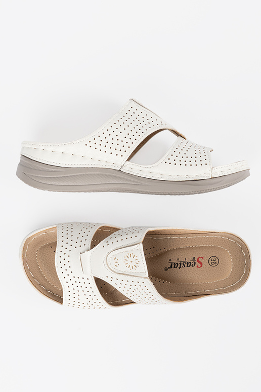 Chanclas cómodas con accesorios color...