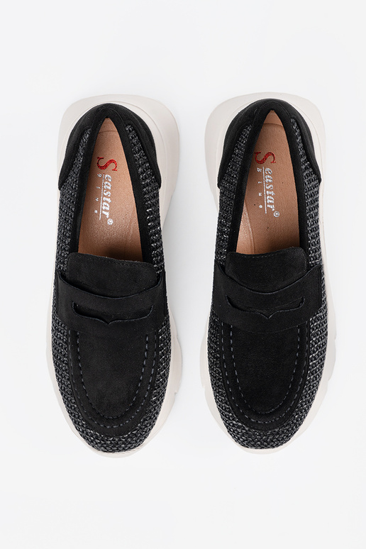 de color negro medio zapatos sobre... de color negro medio zapatos sobre...