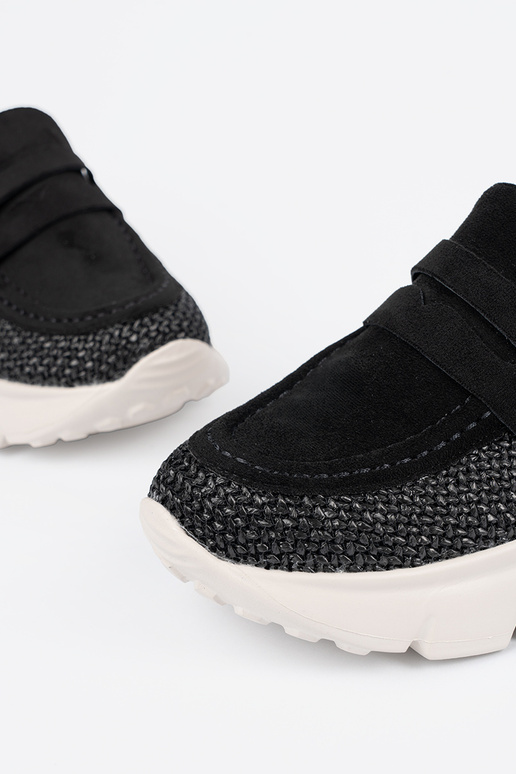 de color negro medio zapatos sobre... de color negro medio zapatos sobre...