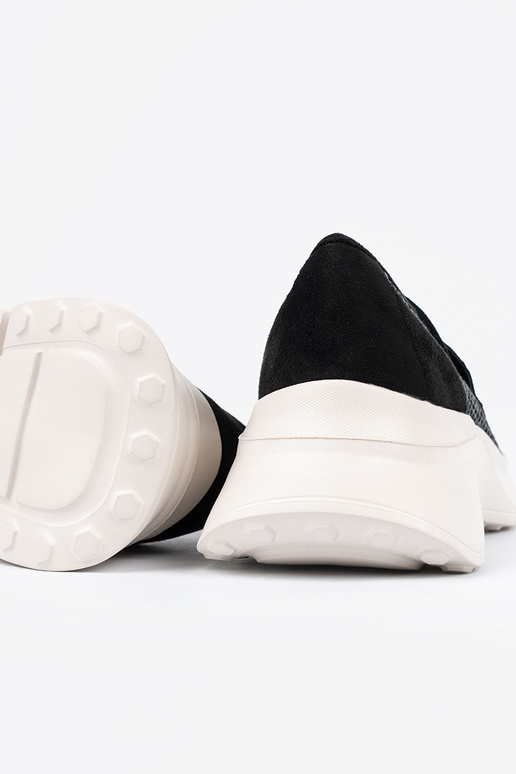 de color negro medio zapatos sobre... de color negro medio zapatos sobre...