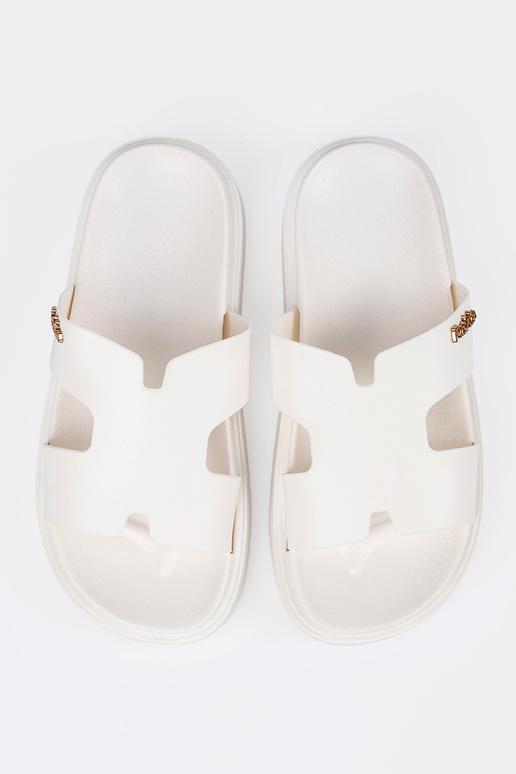 Zapatillas mujer el color blanco con...