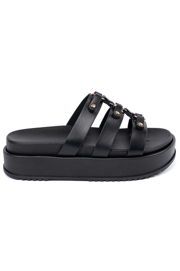 Zapatillas mujer con una...