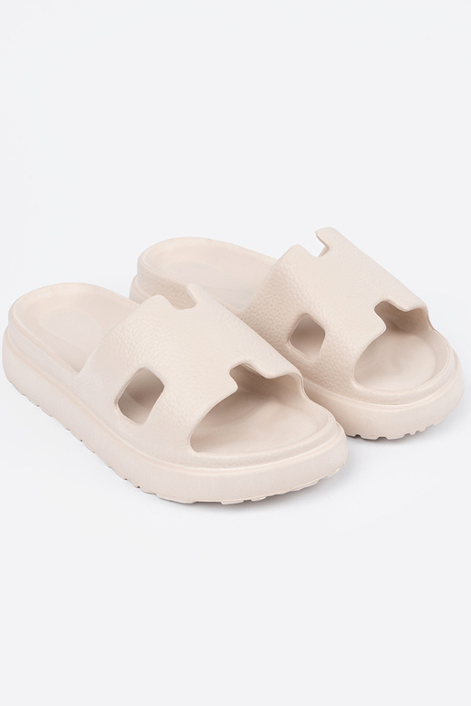 Zapatillas mujer con una plataforma...