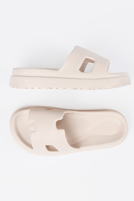 Zapatillas mujer con una plataforma...