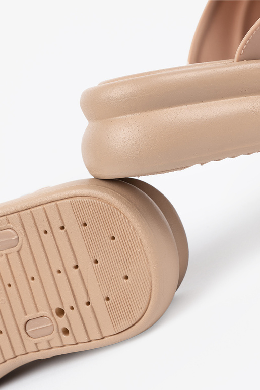 beige Zapatillas mujer con una... beige Zapatillas mujer con una...