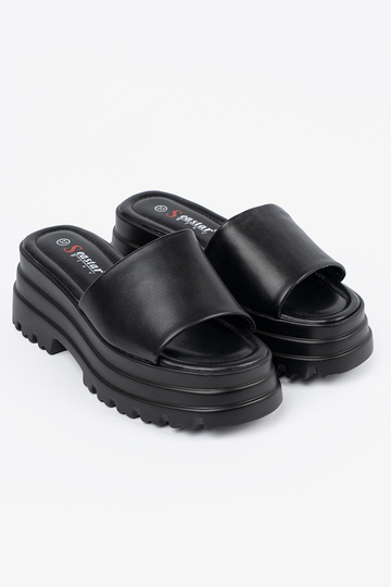 Zapatillas con una... 2