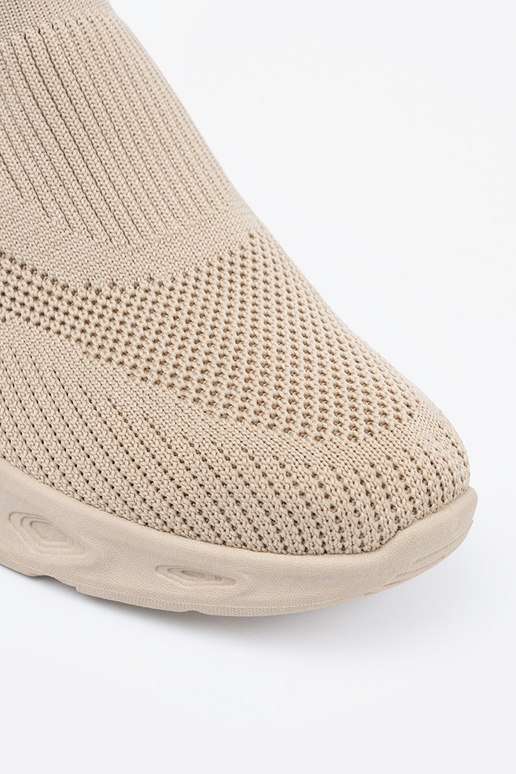 Zapatillas deportivas color arena con... Zapatillas deportivas color arena con...