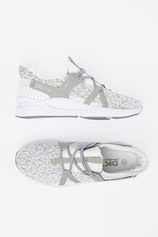 Zapatos deportivos blancos-grises de... Zapatos deportivos blancos-grises de...