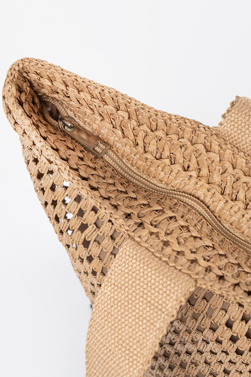 Zapatillas de casa de color negro...