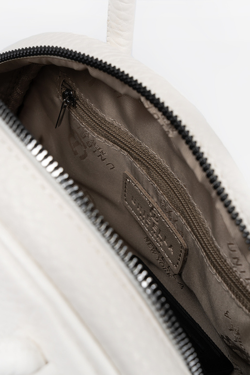 Monedero blanco con correas