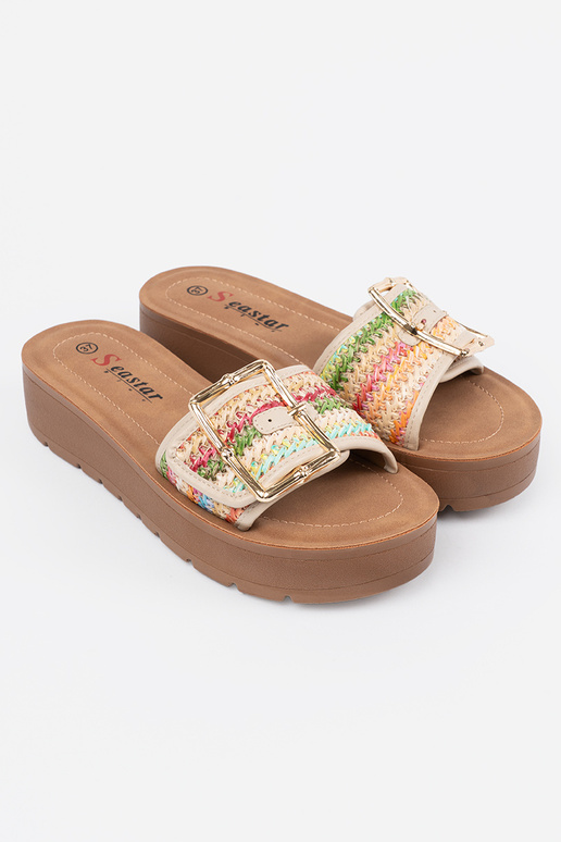 Zapatillas de varios colores con...