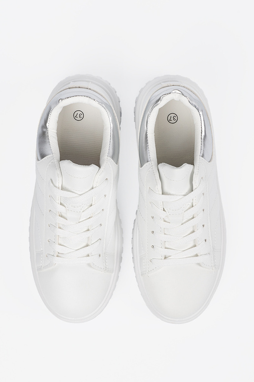 Zapatos de estilo deportivo color... Zapatos de estilo deportivo color...