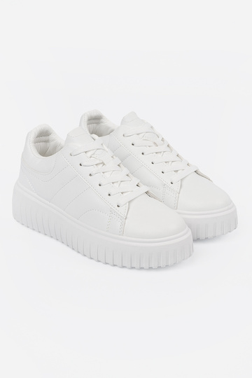 Zapatos de estilo deportivo... 2
