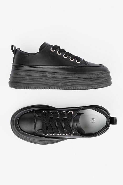 Zapatos de ocio negros con plataforma Zapatos de ocio negros con plataforma