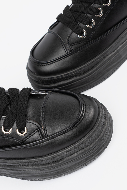 Zapatos de ocio negros con plataforma Zapatos de ocio negros con plataforma