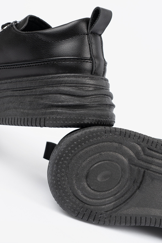 Zapatos de ocio negros con plataforma Zapatos de ocio negros con plataforma