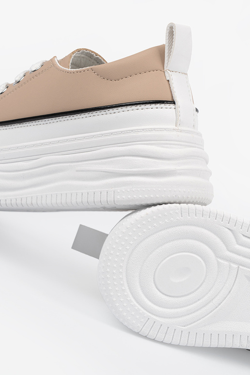 Zapatillas deportivas color arena con... Zapatillas deportivas color arena con...