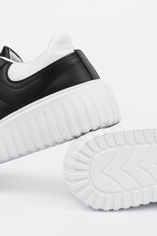 Zapatos deportivos de mujer negros... Zapatos deportivos de mujer negros...