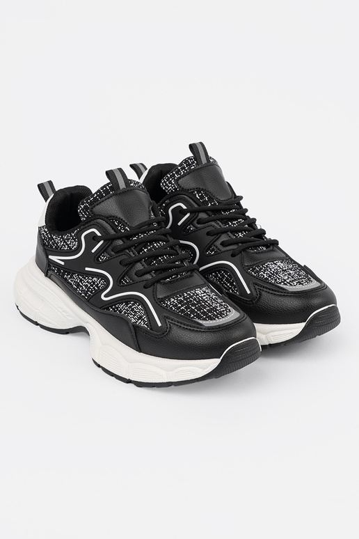 Zapatillas de estilo deportivo color... Zapatillas de estilo deportivo color...