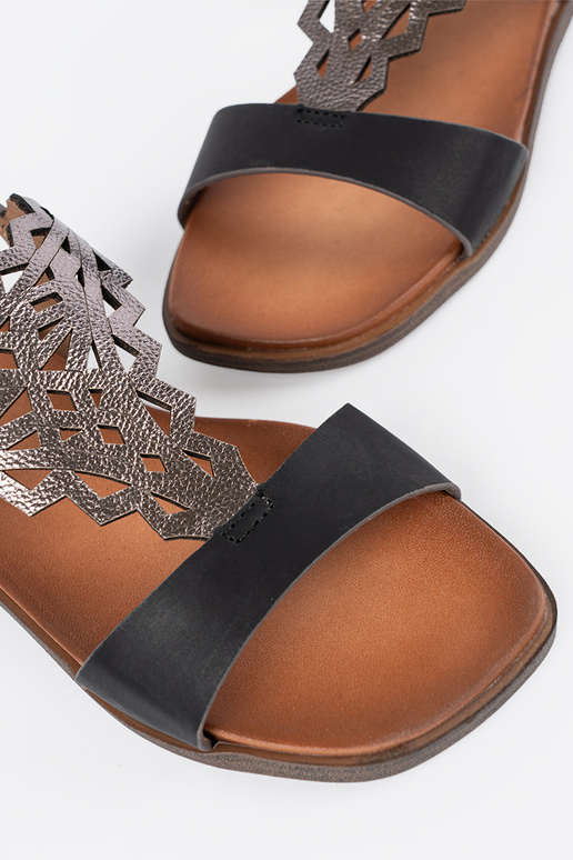 Sandalias de color marrón con suela...