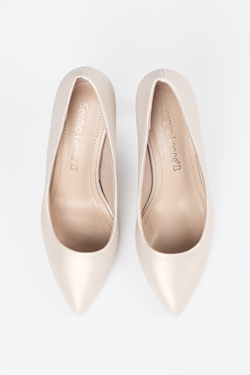 Zapatos de tacón clásico color arena...