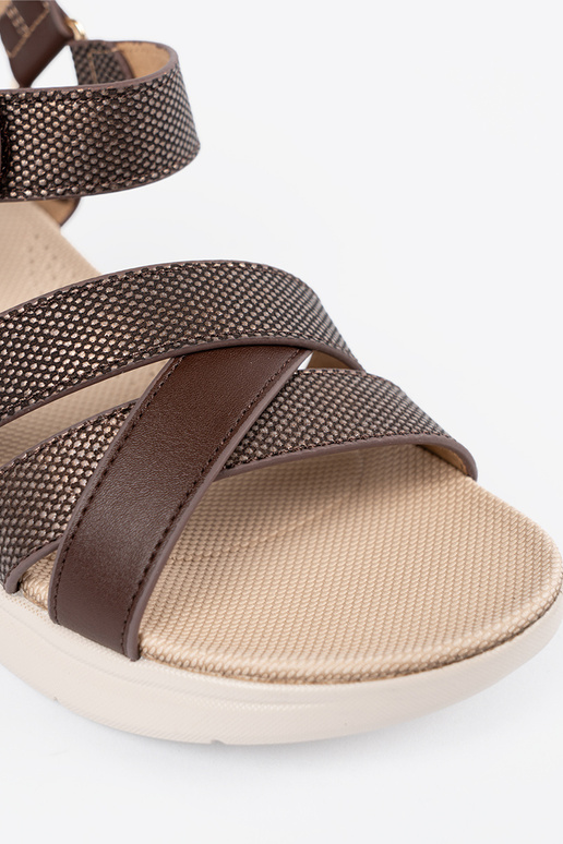 Sandalias de suela plana de color...