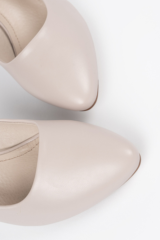 Tacones color gris, Sergio Leone