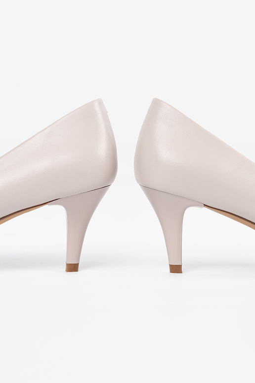 Tacones color gris, Sergio Leone