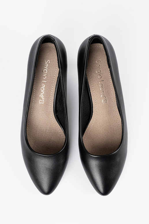 Tacones clásicos color negro, Sergio...