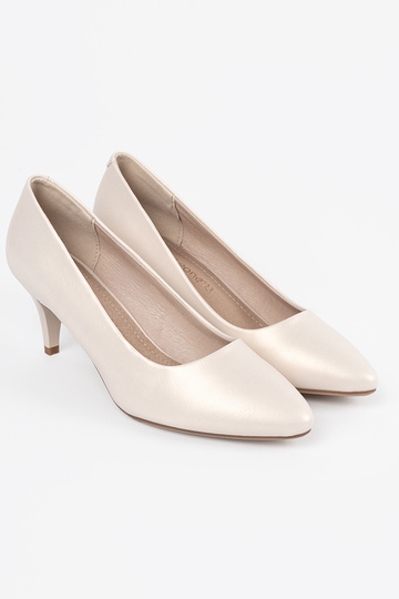 Tacones color marfil,... 2