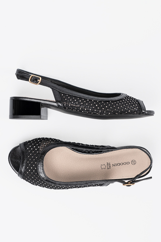 Sandalias con red decorativa color negro