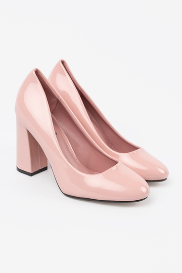 Zapatos de tacón rosas de... 2