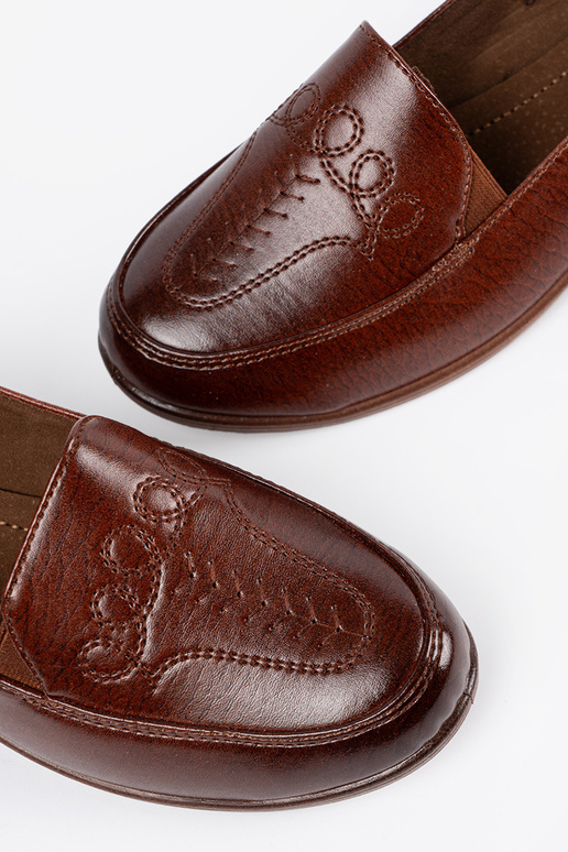 Zapatos de tacón marrón clásicos con...