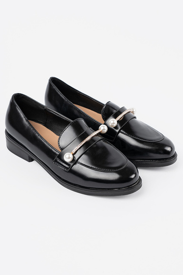 Mocasines negros lacados... 2