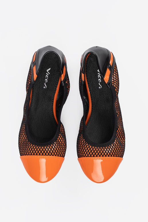 Bailarinas naranjas con red negra