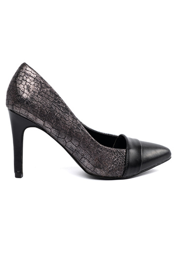 Zapatos negros con...