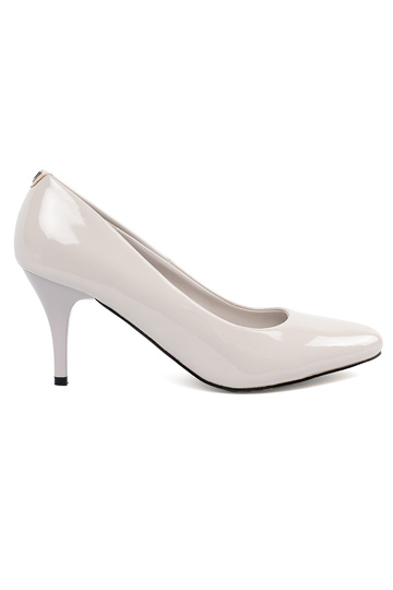 Tacones grises