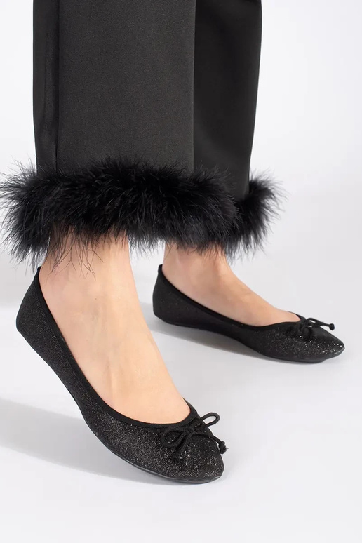 de color negro brillante bailarinas con un arco