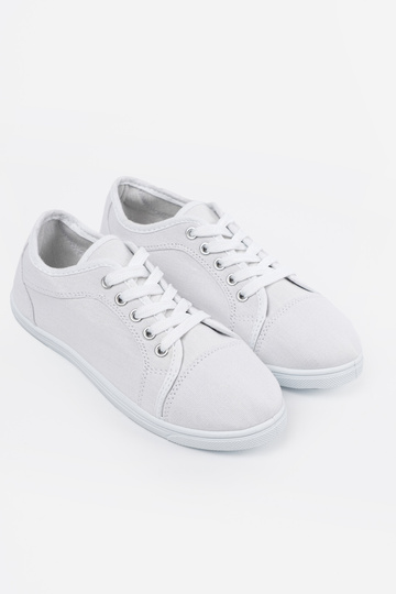 el color blanco un clásico zapatos